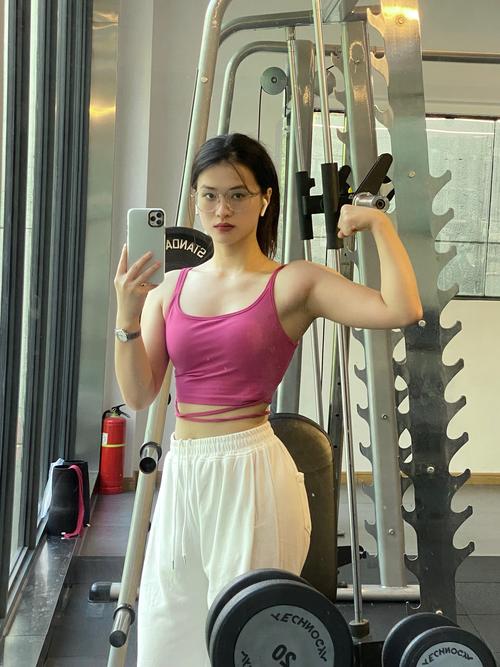 当女健身教练的要求_专业+沟通+热爱