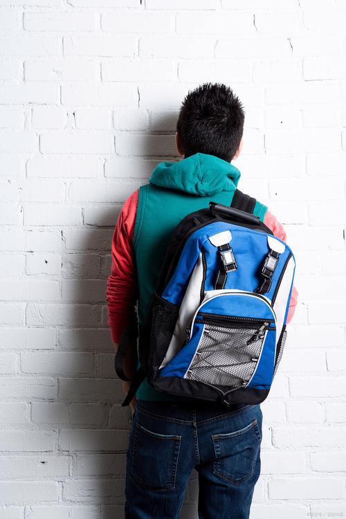 背重书包能锻炼身体吗_背重书包锻炼不如负重训练,注意安全,减肥还得管住嘴 背重书包能锻炼身体吗_背重书包锻炼不如负重训练,注意安全,减肥还得管住嘴