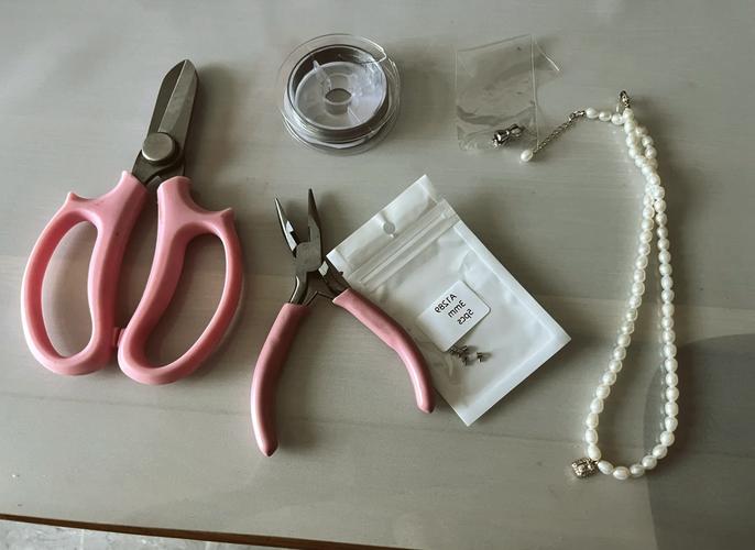 珍珠扣正确姿势示范_珍珠扣排列多样，日常保养与DIY改造