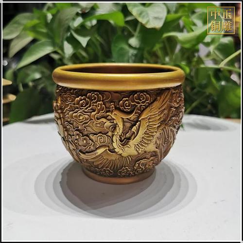 铜缸装米最简单三个步骤_倒米洗缸装新米，铜缸焕新播希望