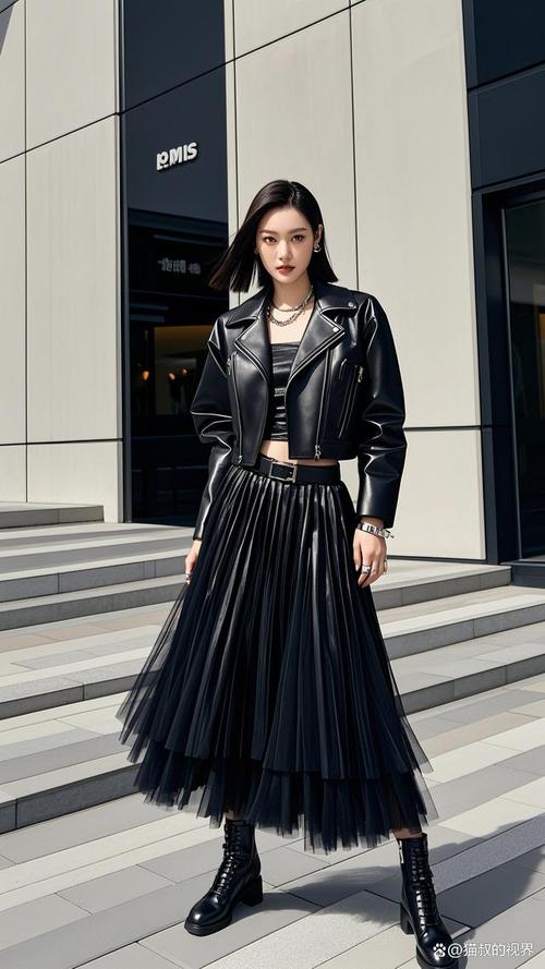 纱纱裙搭配什么上衣_纱裙百搭！配T恤甜酷，配衬衫优雅，轻松穿出百变风格