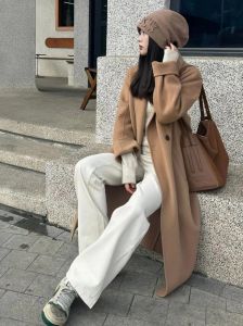 冬日穿搭女生_简单衣物穿出时尚感