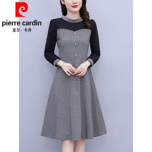 千鸟格毛呢连衣裙配什么外套_千鸟格连衣裙 百搭时尚,穿出优雅气质 千鸟格毛呢连衣裙配什么外套_千鸟格连衣裙 百搭时尚,穿出优雅气质