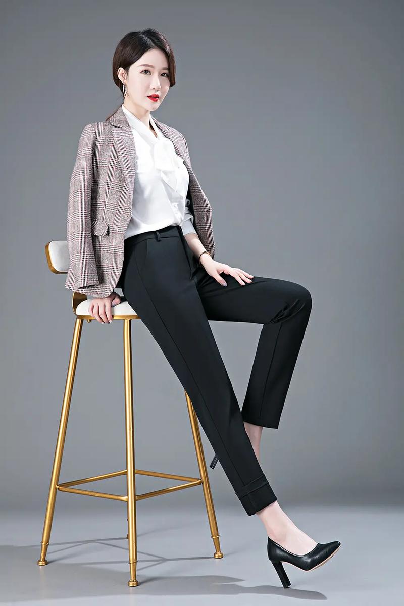 小肚子大的女士适合穿西装裤吗_小肚子女生避软塌裤，高腰直筒显腿长