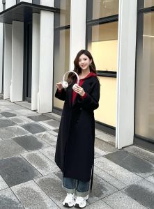 女中短款黑大衣搭配_百搭实用，穿出多种时尚风格