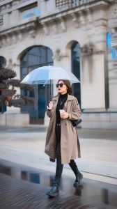 穿风衣怎么搭配好看_通勤休闲约会，显瘦配饰高级感