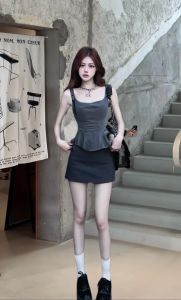 无袖上衣配包臀裙韵味十足_无袖上衣配包臀裙，显瘦显气质！