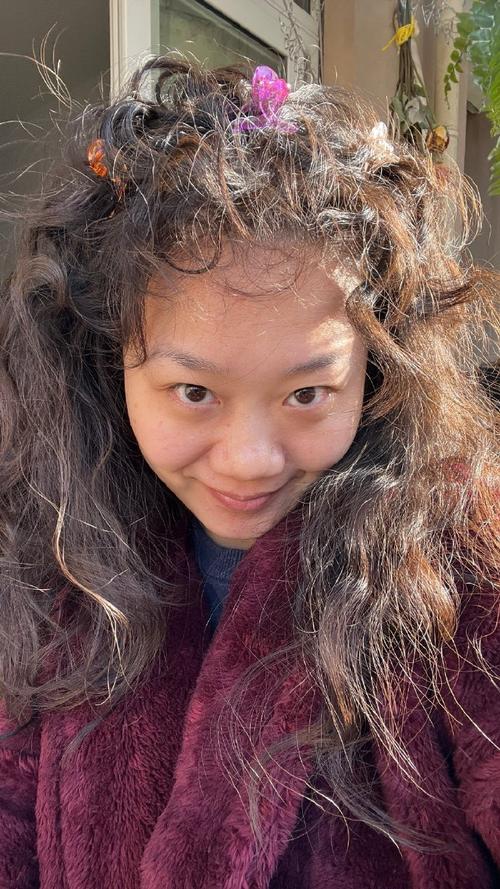 扯白头发会越扯越多吗_白发成因与预防