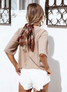 丝巾发带的戴法马尾_时尚丝巾发带，轻松变美！