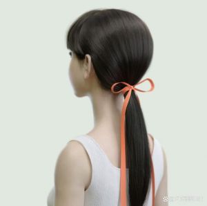 用红绳绑一小撮头发_传统婚礼仪式，象征永结同心