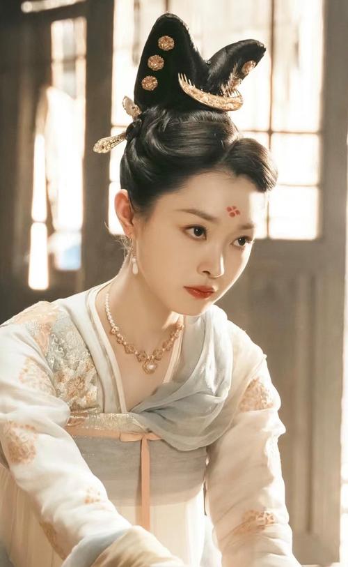 双丫鬟发型:古风经典,现代汉服新宠 双丫鬟发型:古风经典,现代汉服新宠