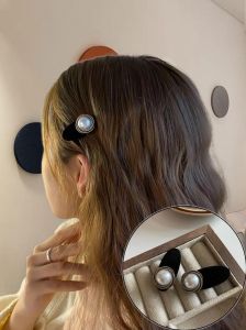 小鸭嘴夹刘海边夹怎么用_轻盈无痕，精致日常发夹