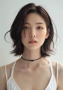 一侧长一侧短短发照片_不对称短发，时尚又显瘦！