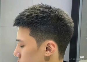 青年头发型_清爽短发，活力造型，展现自信魅力