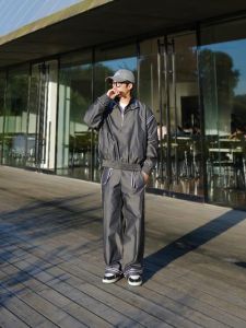 男休闲裤搭配什么鞋子_休闲裤百搭舒适，配鞋有讲究