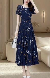 A连衣裙款式特征_小个子穿A字裙显高显瘦，约会工作都好看！