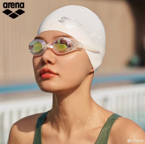 泳帽的三个最佳配色_泳帽颜色怎么挑？白黑粉金蓝，显脸小又百搭！