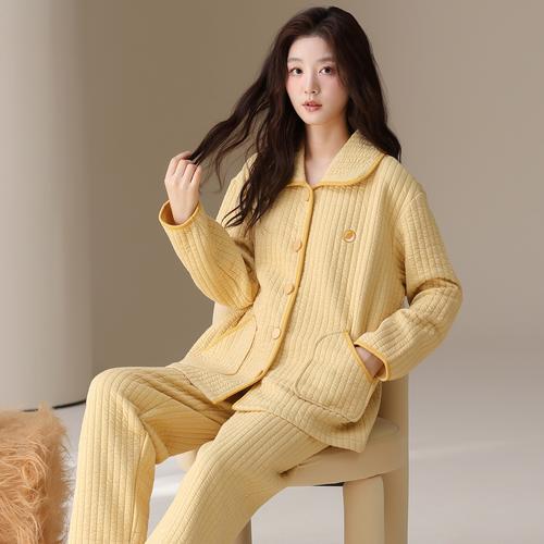 睡衣款大衣搭配_睡衣款大衣多搭配,显气质又帅气 睡衣款大衣搭配_睡衣款大衣多搭配,显气质又帅气