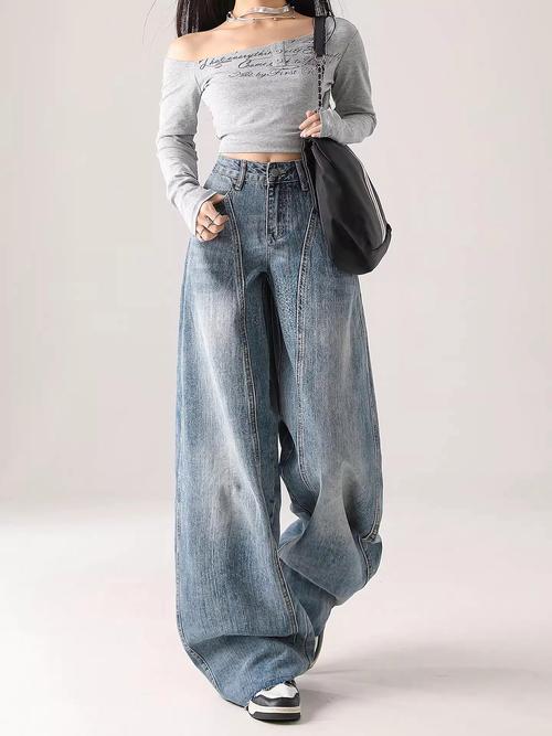 女阔腿牛仔裤搭配外套_时尚又显高！