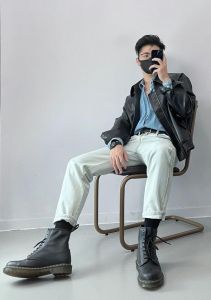 男马丁靴配什么裤子_马丁靴搭裤百变时尚