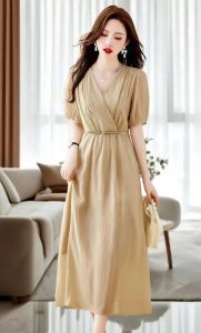 h型身材适合的连衣裙_H型身材选裙，收腰A字显曲线，高腰V领拉比例