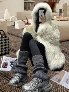 有堆堆袜搭配的鞋子_堆堆袜时尚搭配，穿出个性俏皮感！