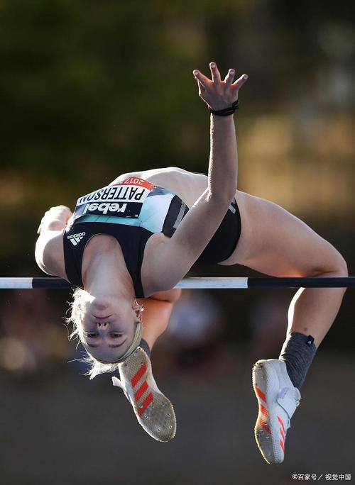 人从高处跳下来做什么动作_高空坠落如何缓冲防受伤？