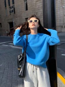 黄黑皮适合穿浅蓝色吗_浅蓝显白提气色，百搭又耐看