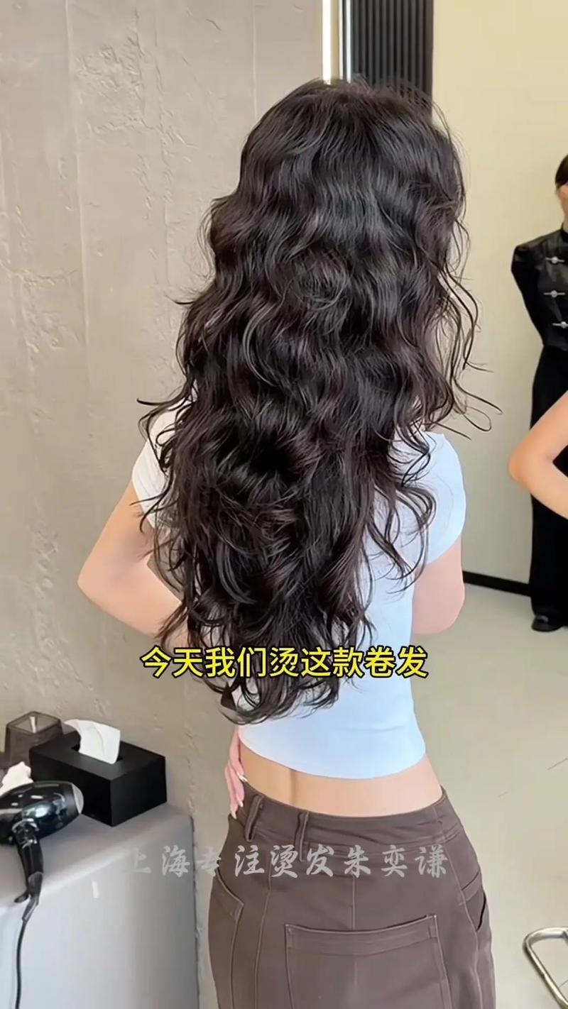 脸被卷发器烫了怎么办_卷发棒烫伤处理与预防