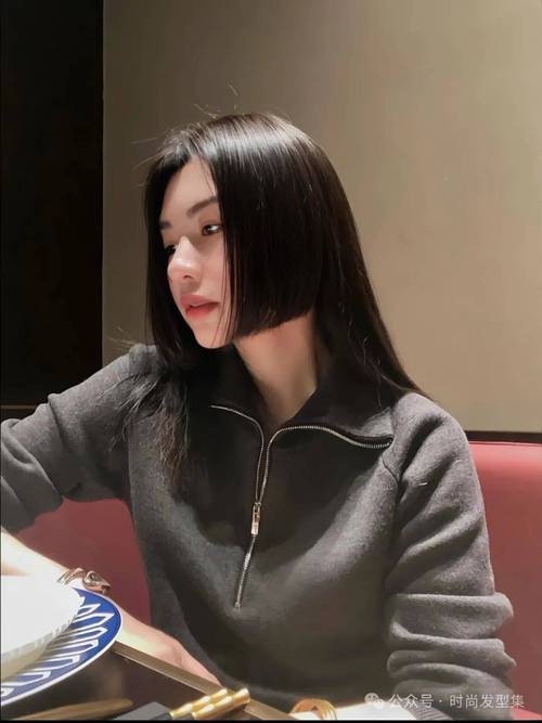 齐眉内弧形刘海_百搭气质修饰