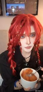 街头霸王斜刘海红头发_ken隆豪鬼角色解析及真人电影期待