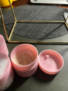 东大美白霜使用方法_敏感肌友好，坚持美白！