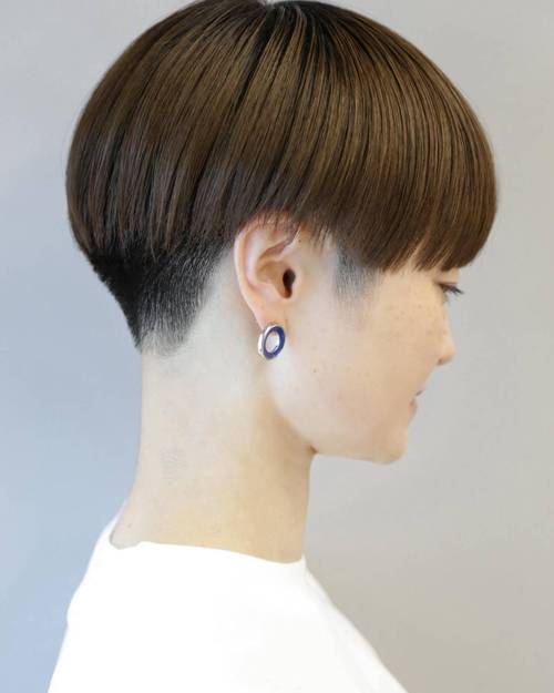 婚后老婆剃短发_妻子剃短发后女儿说她后脑勺藏着一张脸 家氛围紧张