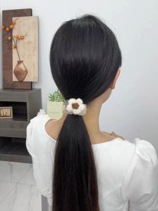 穆扎头发的发绳是什么颜色的_时尚文化大碰撞