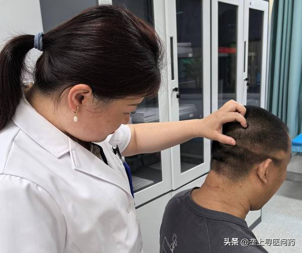 带安全帽久了会落头发吗_安全帽戴久伤头？选透气帽护发！