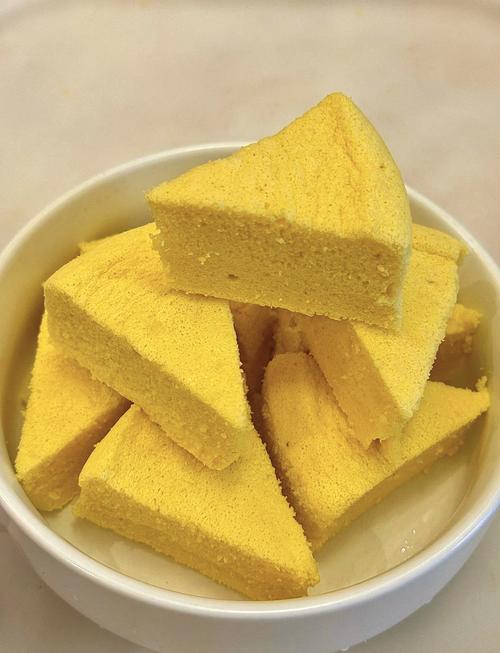 白糕怎么做才蓬松_泡米磨浆发酵蒸,牛奶桂花风味佳 白糕怎么做才蓬松_泡米磨浆发酵蒸,牛奶桂花风味佳