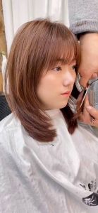 有弧形窝的刘海叫什么_括弧八字圆弧刘海，修饰脸型显五官！