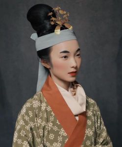 东晋女性发型_东晋南朝女性发型多样，展现时代审美变迁