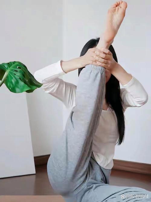 泡完脚后能马上练瑜伽吗_泡脚后多久能练瑜伽？看时长水温！