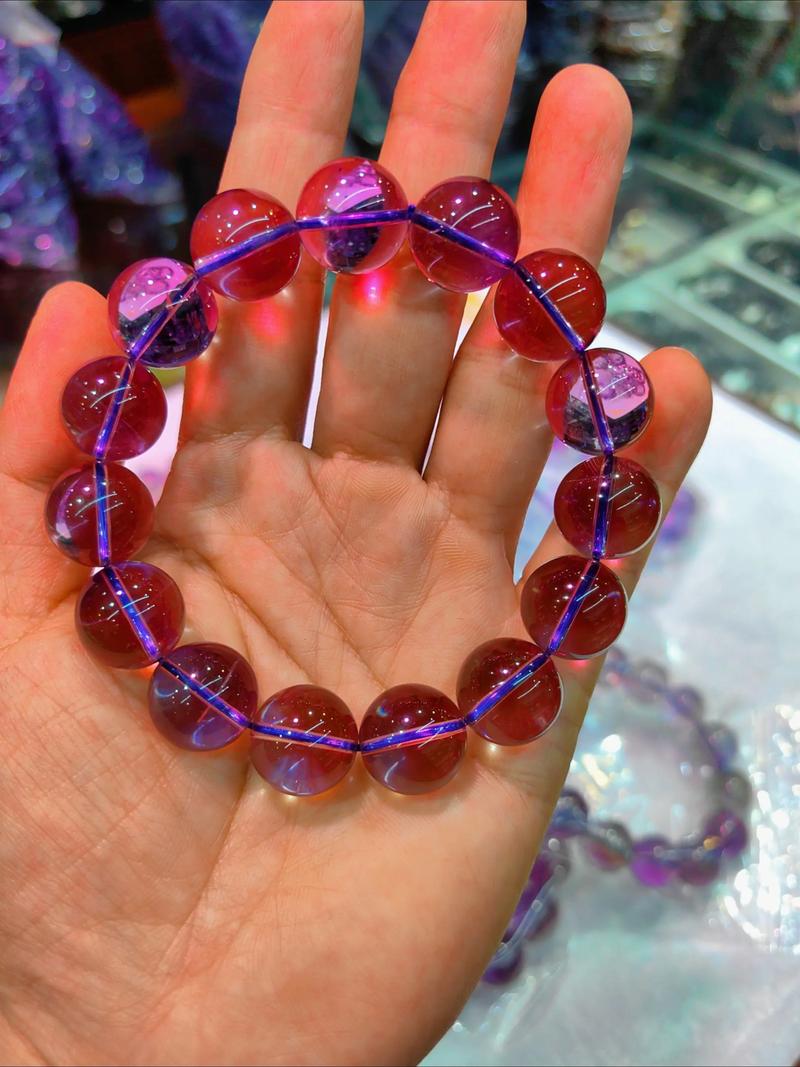 紫水晶合理搭配能降火属性吗_紫水晶助燃增魅力，缺火者宜戴！