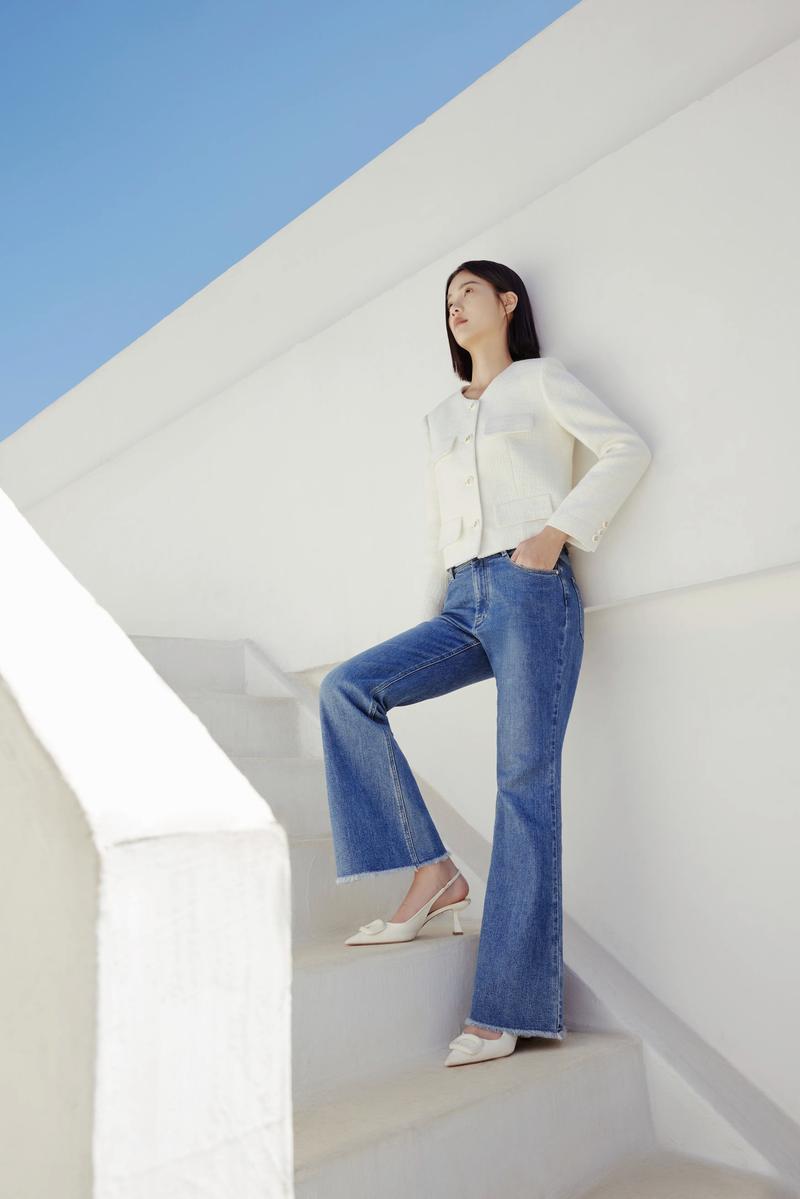 方圆脸适合什么穿搭_方脸穿搭发型指南，显脸小变精致