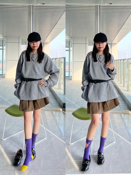 潮袜穿搭_舒适时尚，复古潮流